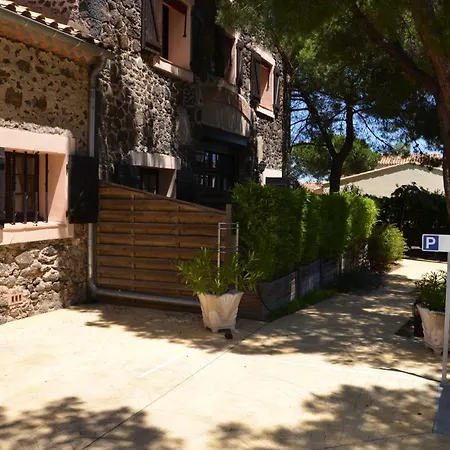 Hotel La Bergerie Du Cap 3*