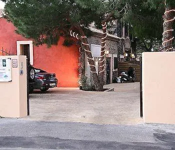 Hotel La Bergerie Du Cap 3*